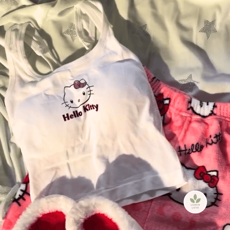 Conjunto Hello Kitty: Calça + Blusa + Pantufa - Minha loja